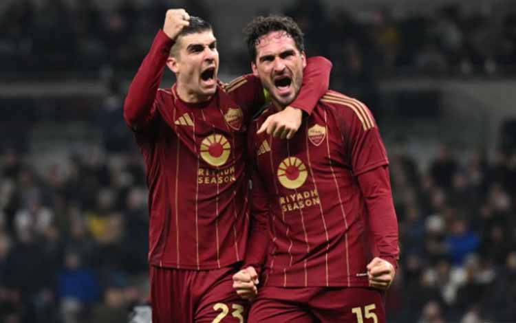AS Roma Lolos Zona Play-off usai Tekuk Eintracht Frankfurt 2-0