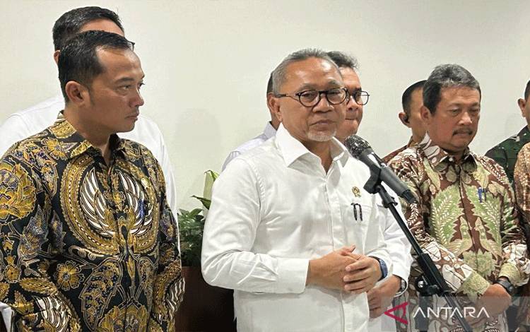 Menko Zulkifli: Total Anggaran Bulog Rp39 Triliun untuk Serap Beras