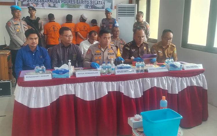Polres Barito Selatan Ungkap Pengiriman Sabu Lewat Jasa Pengiriman