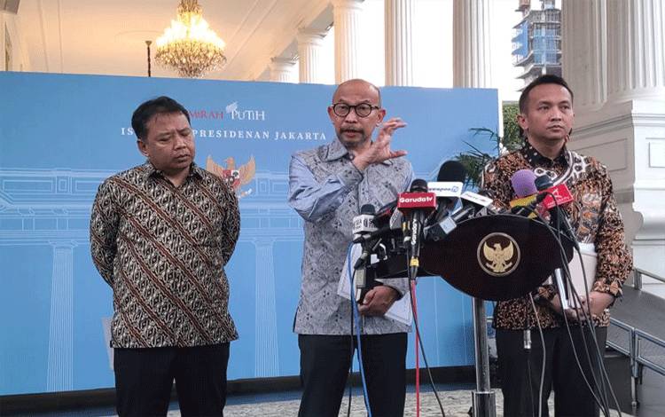 Prabowo Terima Laporan DEN Soal Dampak Kebijakan Trump Terhadap RI