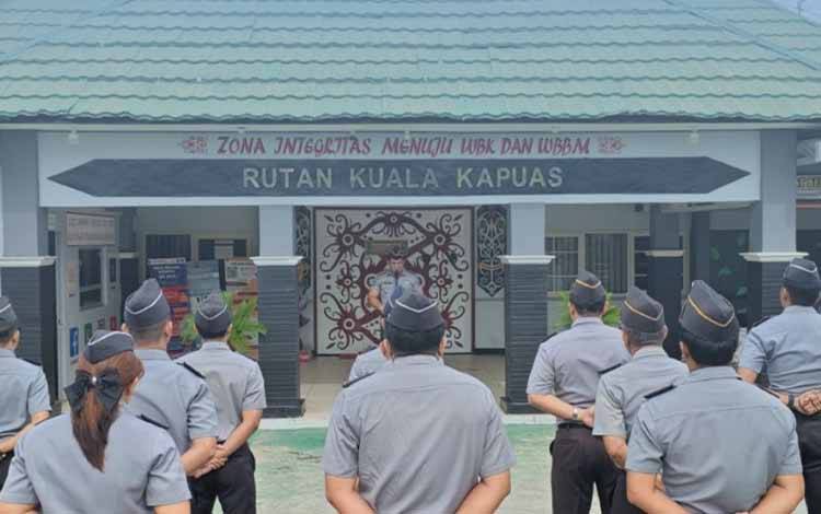 Karutan Kapuas Tekankan Kerapian dan Disiplin Pegawai