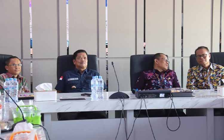 Pj Bupati Seruyan Pimpin Rakor Pengawasan Perencanaan dan Penganggaran Daerah 2025