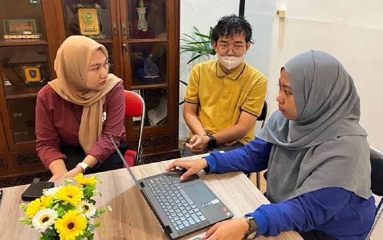 Balai Bahasa Provinsi Kalteng Berkomitmen pada Keterbukaan Informasi Publik