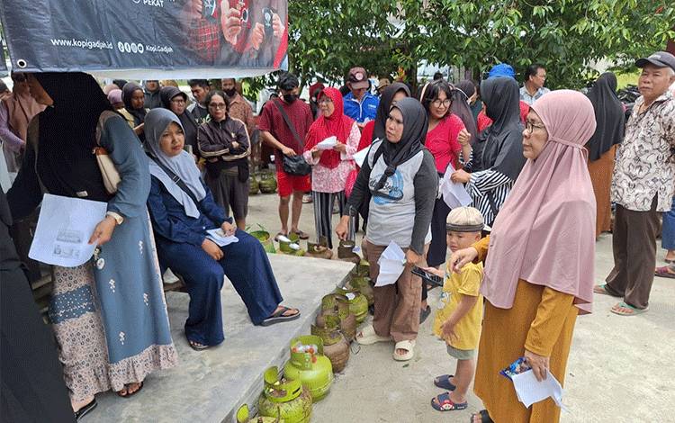 Operasi Pasar LPG di Enam Kelurahan Palangka Raya Pastikan Ketersediaan Gas 3 Kg