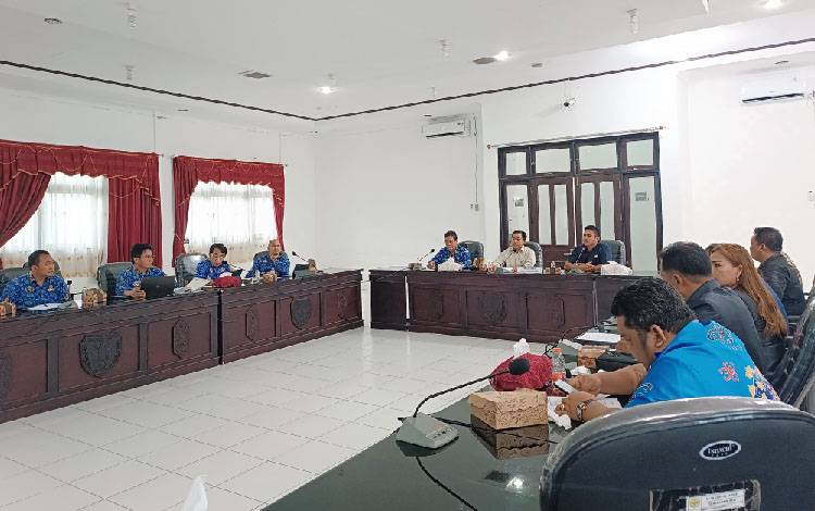 RDP dengan Dinas PU, Ketua DPRD Gunung Mas: Pemotongan Anggaran Menyedihkan