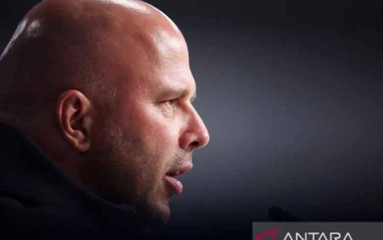 Arne Slot Sampaikan Duka Mendalam atas Meninggalnya Diogo Jota