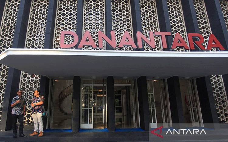 Bahlil Harap Sebagian Dana Danantara Dipakai Biayai Hilirisasi