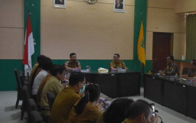 Pemkab Katingan Gelar Rapat Persiapan Sambut Kedatangan Bupati