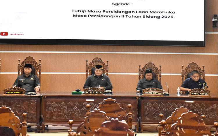DPRD Kapuas Gelar Rapat Paripurna, Terima Usulan Enam Raperda dari Eksekutif