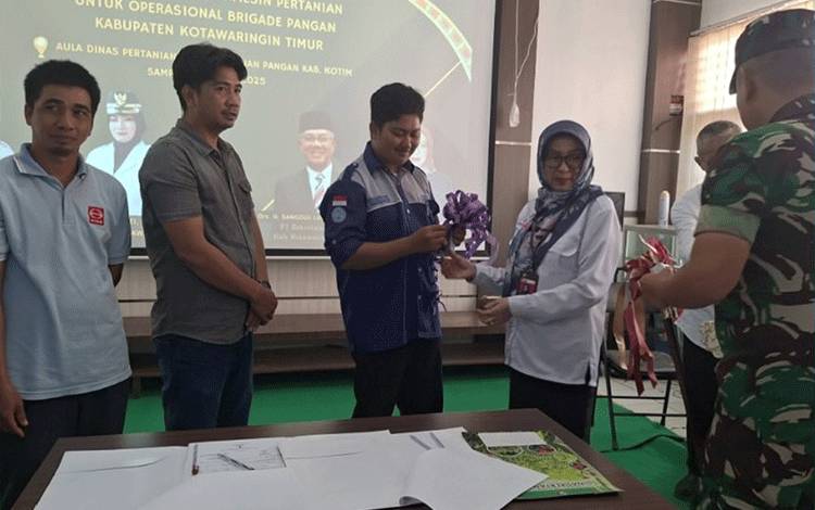 18 Brigade Pangan di Kotim Terima Bantuan Alsintan