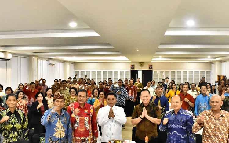 Bupati Kapuas Silaturahmi dengan Tokoh Lintas Agama