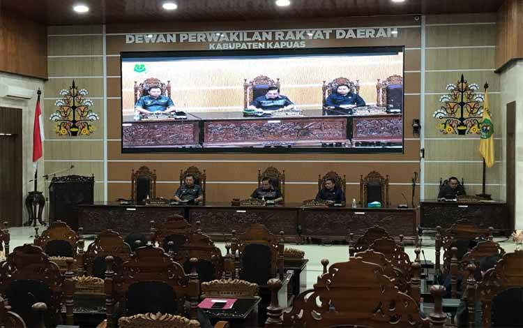 Fraksi DPRD Kapuas Sampaikan Pemandangan Umum terhadap 6 Raperda