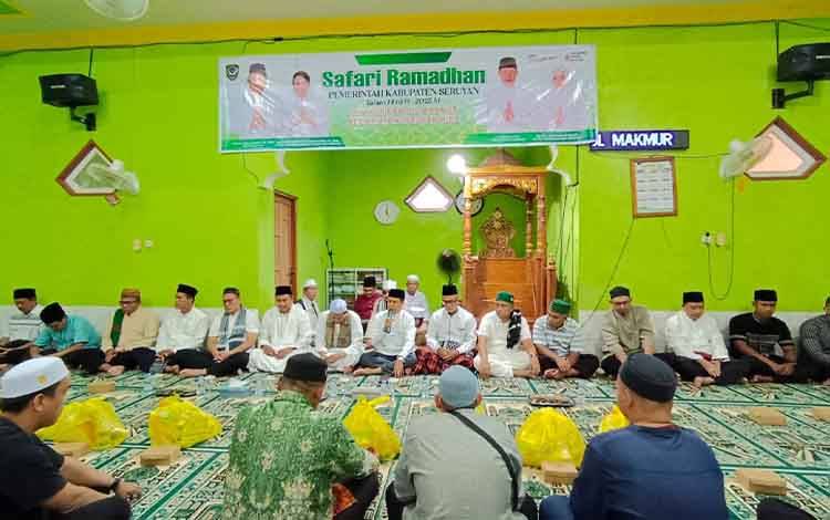 Wakil Bupati Seruyan Safari Ramadan Perdana di Masjid Baitul Makmur