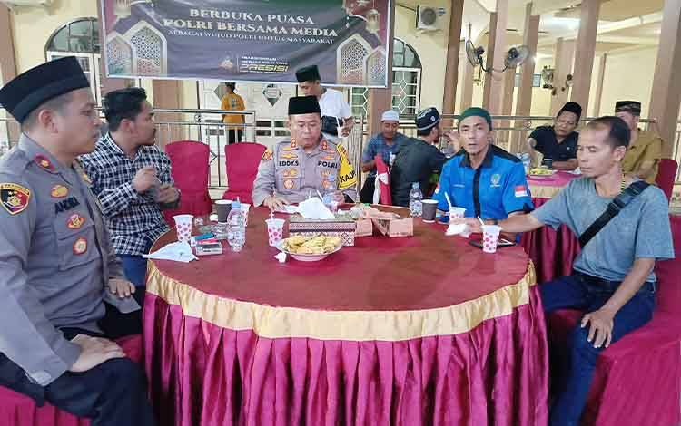 Polres Barito Timur Gelar Buka Puasa Bersama Wartawan untuk Perkuat Sinergi
