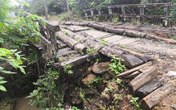 JM Idat Dorong Perbaikan Jalan dan Jembatan untuk Dukung Ekonomi Petani di Barito Timur