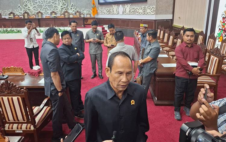 Raperda Pengelolaan Pertambangan Mineral Bukan Logam Dinilai Penting untuk Kalteng