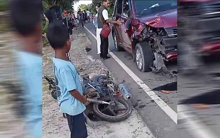 Motor Terlibat Kecelakaan dengan Mobil, Seorang Pria Meninggal di Seranggas Kotim
