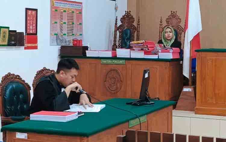 Leonardus Dituntut 5 Tahun Penjara dalam Kasus Dugaan Korupsi SIRO RSUD Buntok