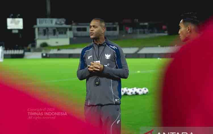 Kluivert Nilai Timnas Tampil Seperti Singa saat Lawan Australia