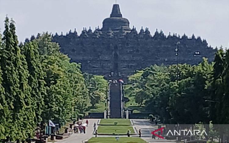 Candi Borobudur Targetkan 76.000 Pengunjung Libur Lebaran 2025