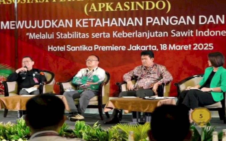 Persoalan yang Dihadapi Petani Sawit Berkaitan dengan Masa Depan