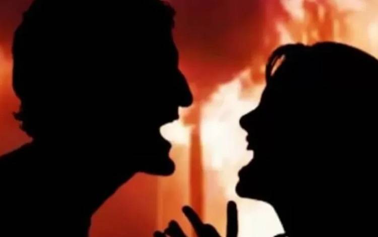 Viral Perseteruan Pemandu Lagu Vs Penjual Keripik Singkong di Medsos, Berakhir Damai Setelah Dimediasi Polda Kalteng