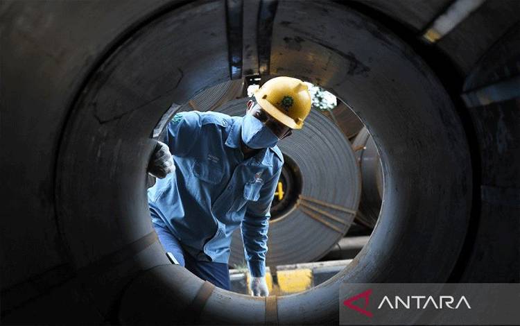 Indef: Hilirisasi Baja Urgen Bagi Pembangunan Infrastruktur Indonesia
