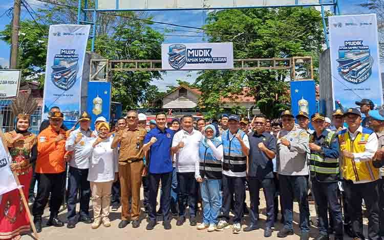 Pemkab Kotim Apresiasi Mudik Gratis untuk 500 Warga di Pelabuhan Sampit