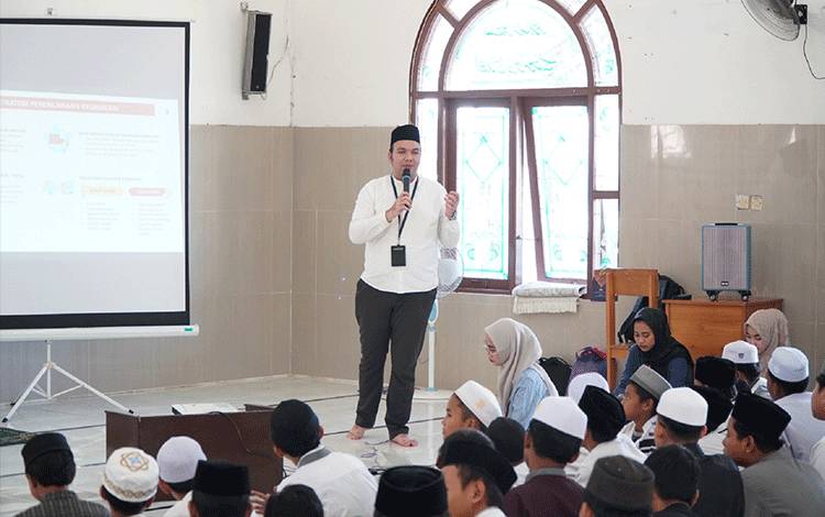 OJK Imbau Santri Bijak Mengelola Keuangan di Era Digital