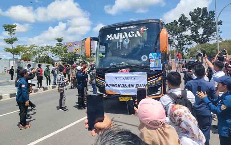 Bank Kalteng Dukung Mudik Gratis Pemprov Kalteng, Sediakan Dua Bus dan Snack