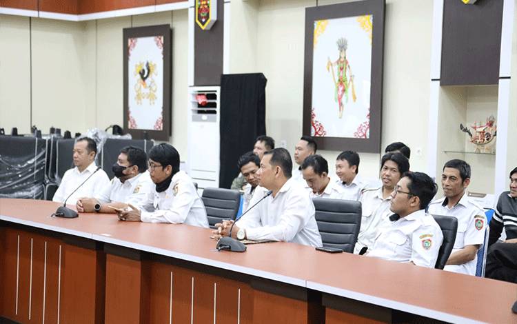 Tali Asih PPNPN Diskominfosantik Bentuk Perhatian PWI Kalteng dan Mitra Media