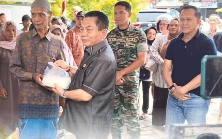 Bupati Kapuas Ikuti Pembukaan Pasar Murah Serentak di Kalteng Secara Virtual dari Kelurahan Selat Dalam