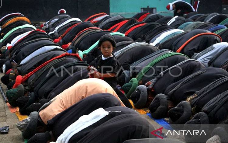 Jamaah An-Nadzir Gowa Rayakan Lebaran Idul Fitri 1446 Lebih Awal