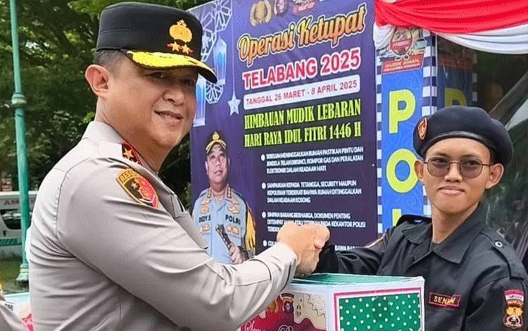 Kapolda Kalteng Berikan Tips Aman Berkendara Arus Balik Lebaran