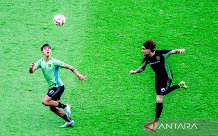 Persebaya Tak Akan Ubah Gaya Permainan Ketika Hadapi Persib Bandung