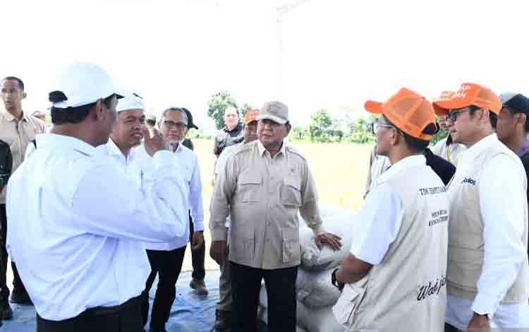 Ajak Kerja untuk Rakyat, Prabowo Tak Soal Warna Partai Kepala Daerah