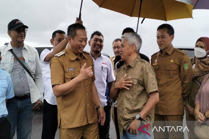 Pemkab Sukamara-Ketapang Hubungkan Ruas Jalan Dua Daerah