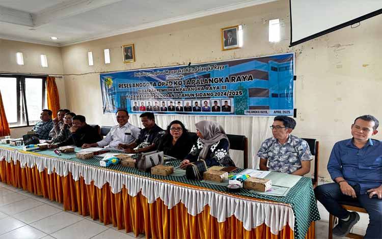 Anggota Dewan Dapil III Serap Aspirasi Masyarakat Kereng Bangkirai dan Langkai