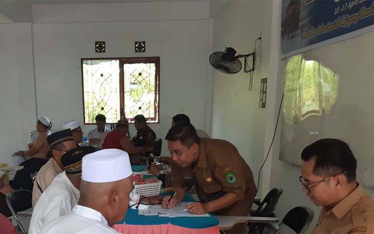 Dinkes Kapuas Vaksinasi Jemaah Calon Haji