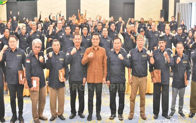 Ketua RT/RW Ujung Tombak Pelayanan Publik di Tingkat Bawah