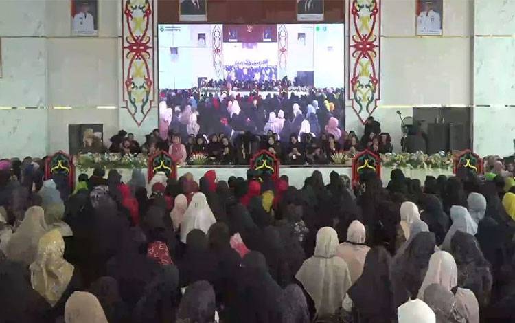 DWP Kapuas Gelar Halal Bi Halal, Hadirkan Umi Pipik