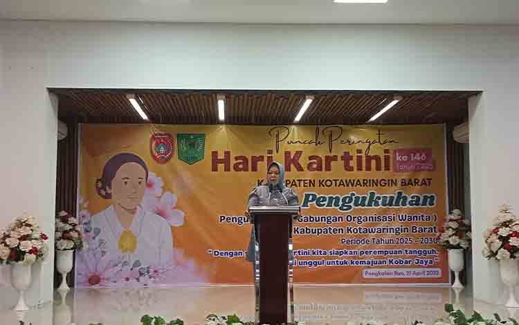 Bupati Kobar Ajak Perjuangkan Kaum Wanita di Peringatan Hari Kartini