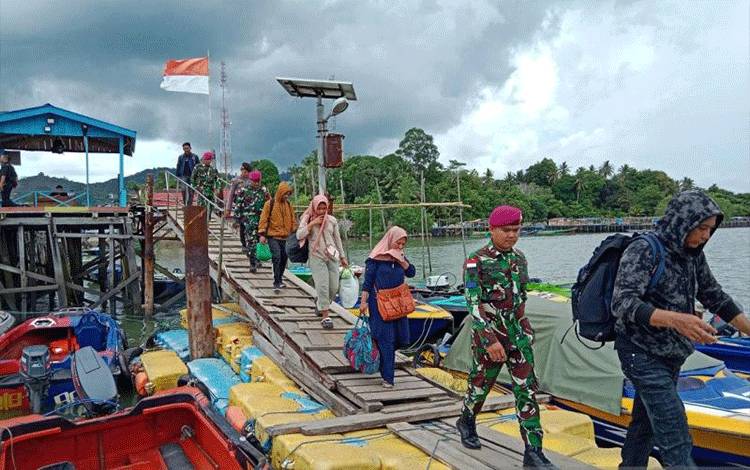TNI AL Gagalkan Penyelundupan Calon Pekerja Migran Ilegal ke Malaysia