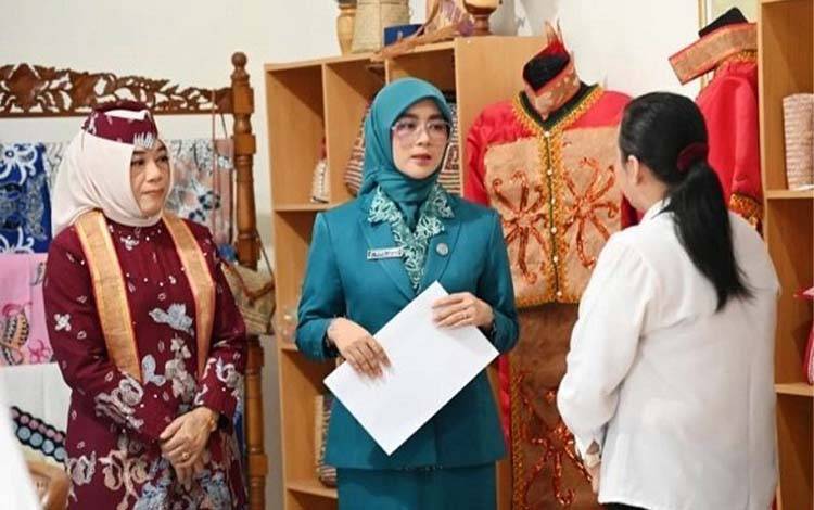 Ketua Dekranasda Lamandau: Dorong Daya Saing Perajin Lokal