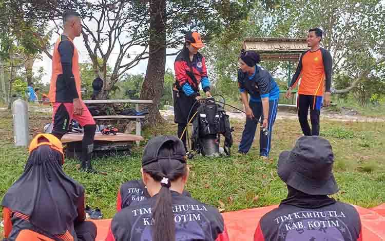 BPBD Kotim Gelar Latihan Bersama Pertolongan Air