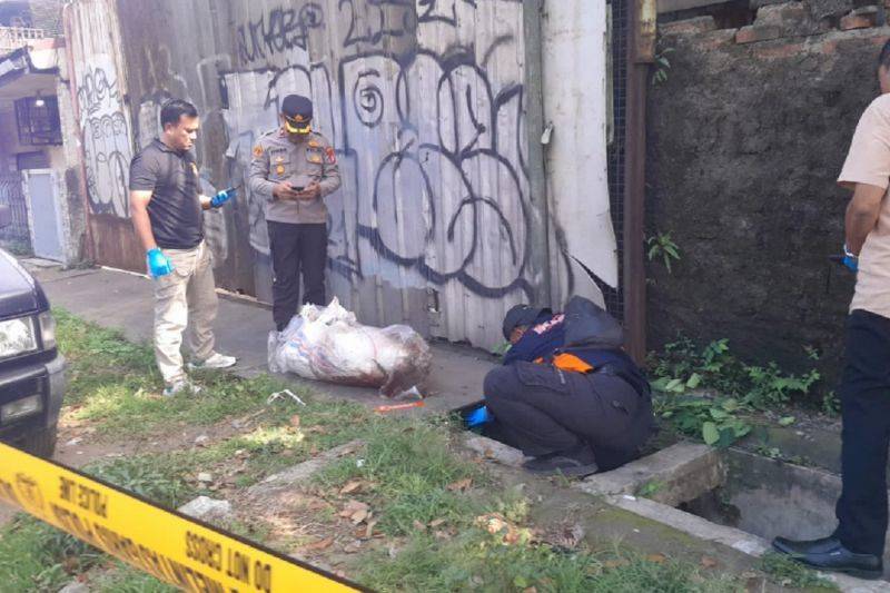 Polisi: Jasad Pria Terbungkus Karung Karyawan Konveksi