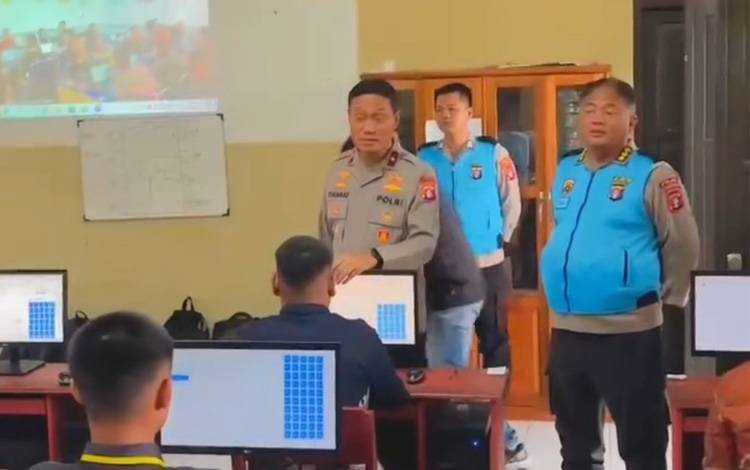 Wakapolda Kalteng Awasi Tes Psikologi Bintara Polri, Pastikan Seleksi Objektif