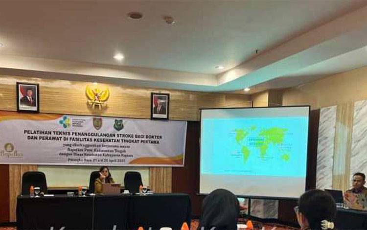 Dinkes Kapuas Gelar Pelatihan Teknis Penanggulangan Stroke bagi Dokter dan Perawat Puskesmas
