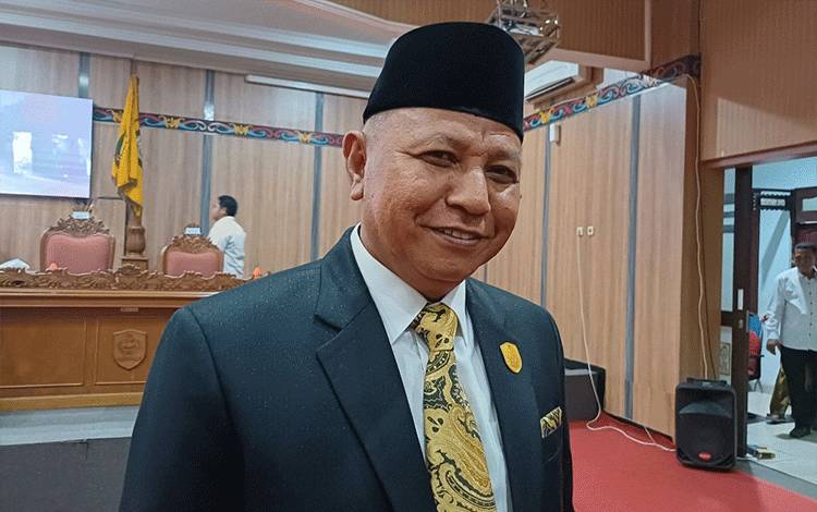 Fraksi Golkar Dorong Reformasi Birokrasi di Kotim, Prioritaskan Pelayanan Publik yang Cepat dan Transparan