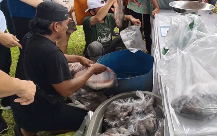 Gerakan Pangan Murah Libatkan Nelayan dan Pembudidaya Ikan Lokal untuk Tingkatkan Ekonomi Daerah